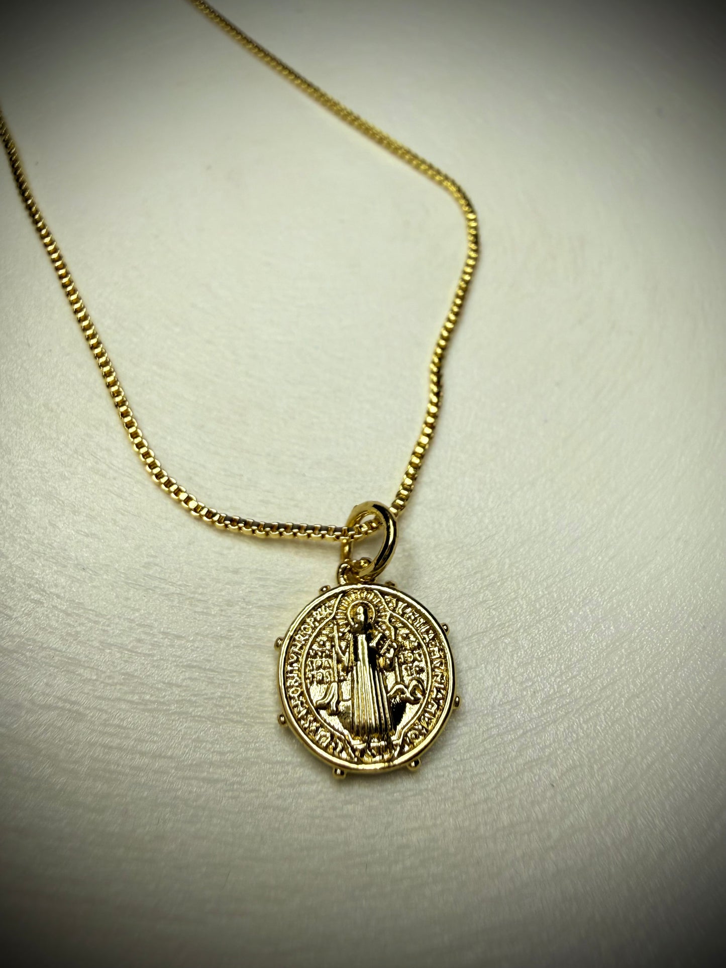 Collar San Benito Classic (Baño de Oro 18K)