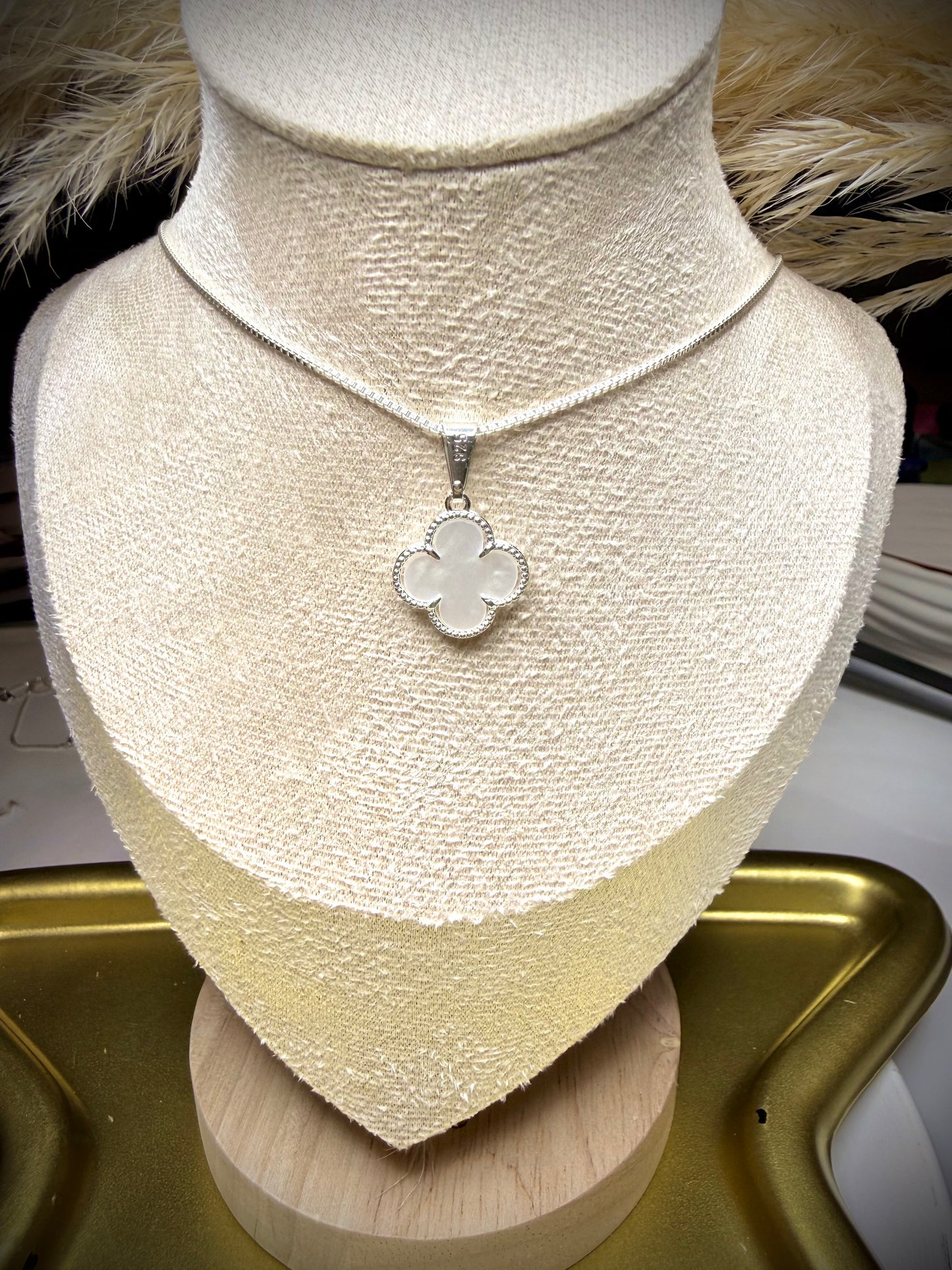 Collar Trébol Nácar Blanco (Plata italiana 925) 45cm