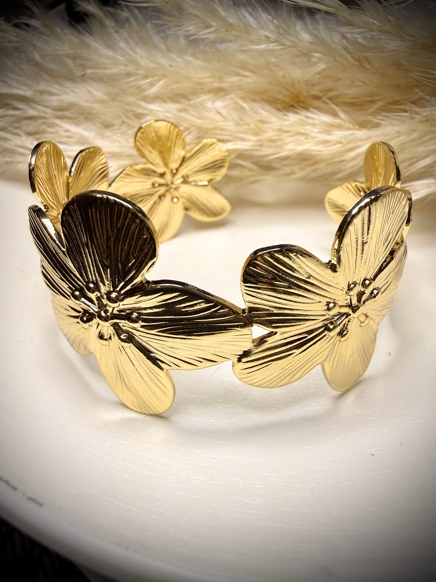 Brazalete Flores Doradas (Baño de oro 18K) - Ajustable