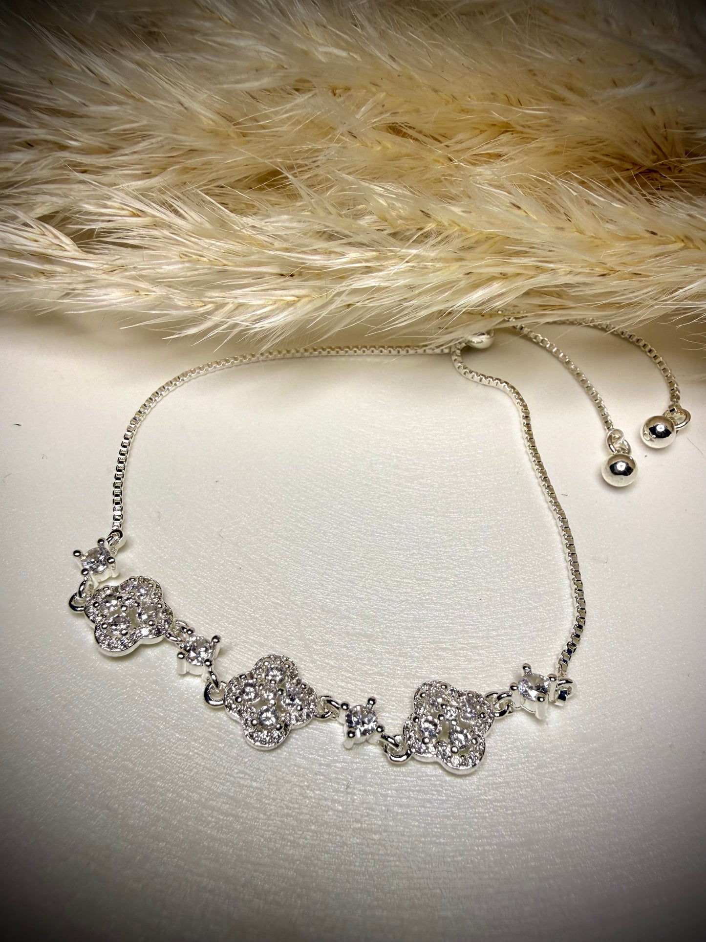 Pulsera Encanto Floral (Plata Italiana 925) - Ajustable