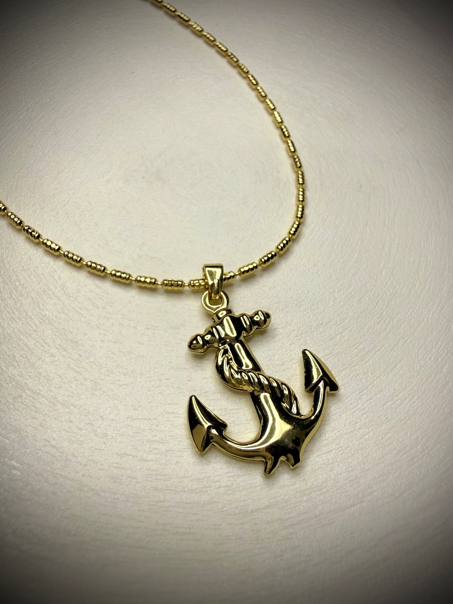Collar Ancla Marina (Baño de Oro 18K)