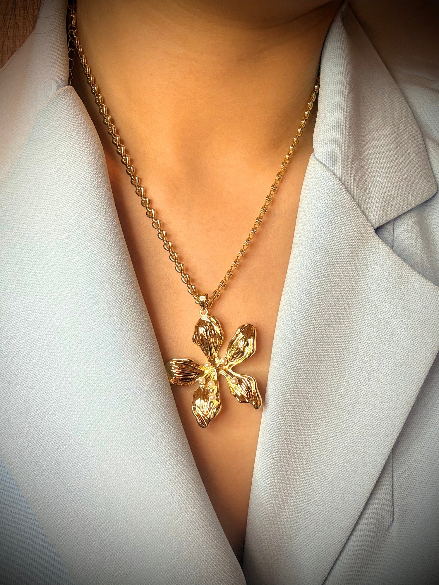 Collares en Baño de Oro