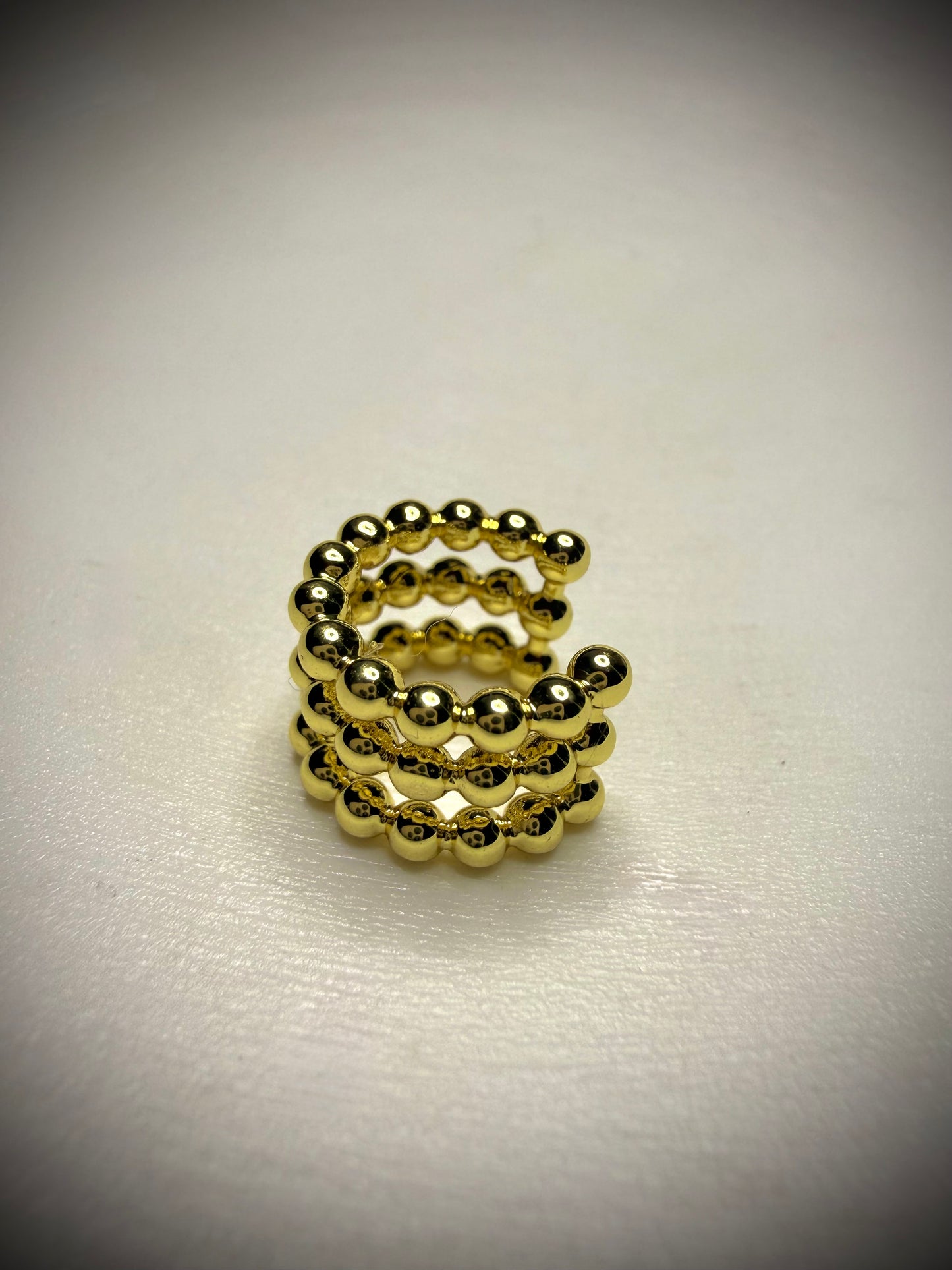 Ear Cuff Esferas (Baño de Oro 18K)