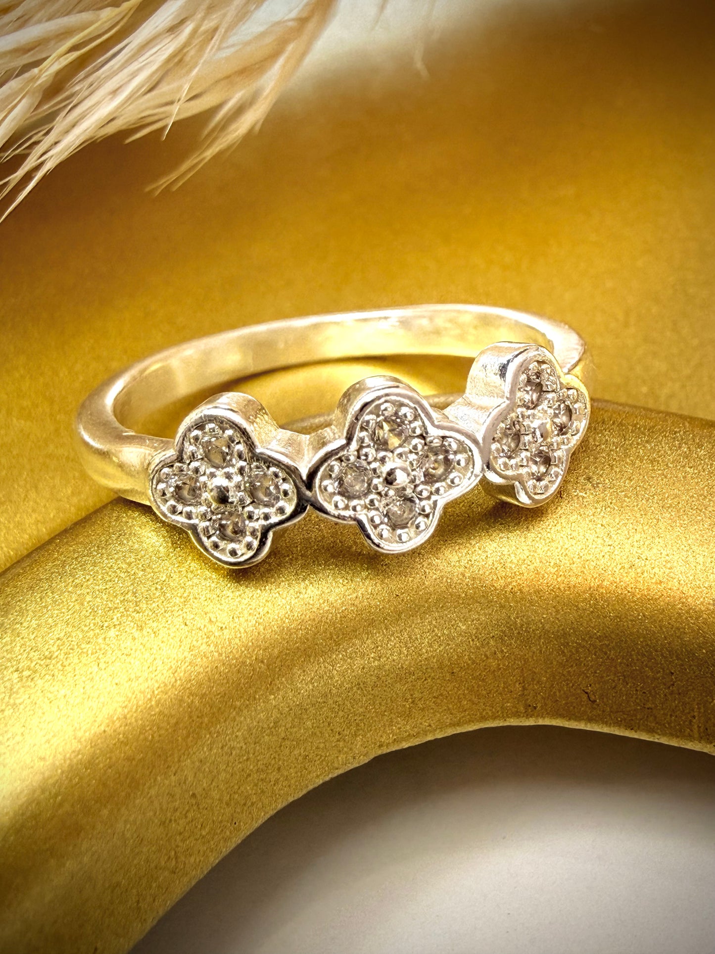 Anillo Triple Flor (Plata Italiana 925)