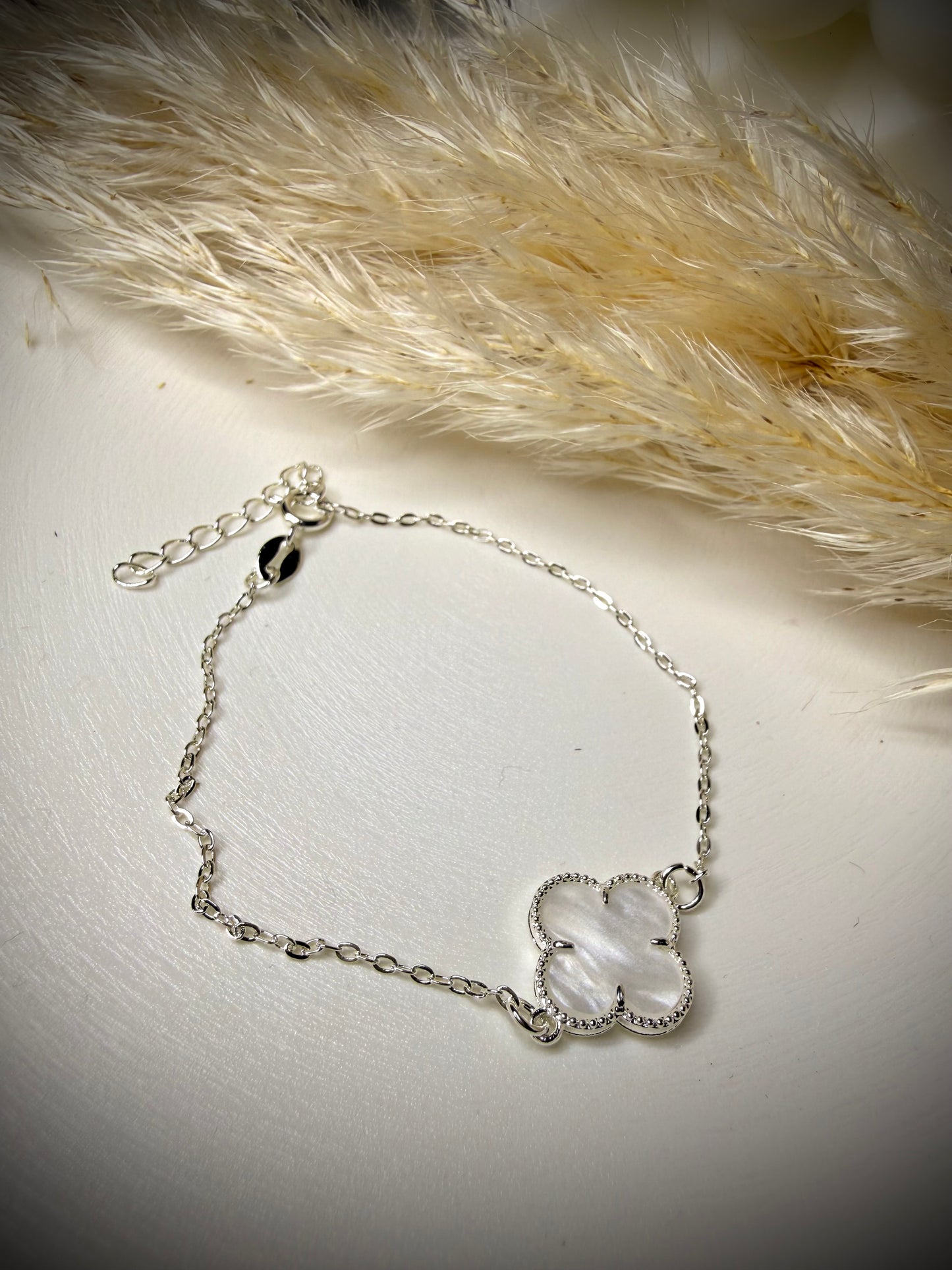 Pulsera Flor Nácar (Plata Italiana 925)