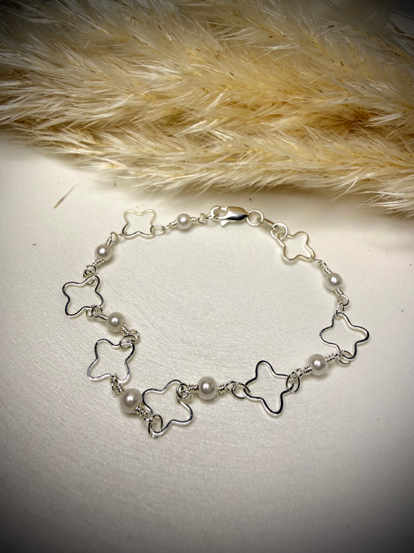 Pulsera Trébol & Perlas (Plata italiana 925)