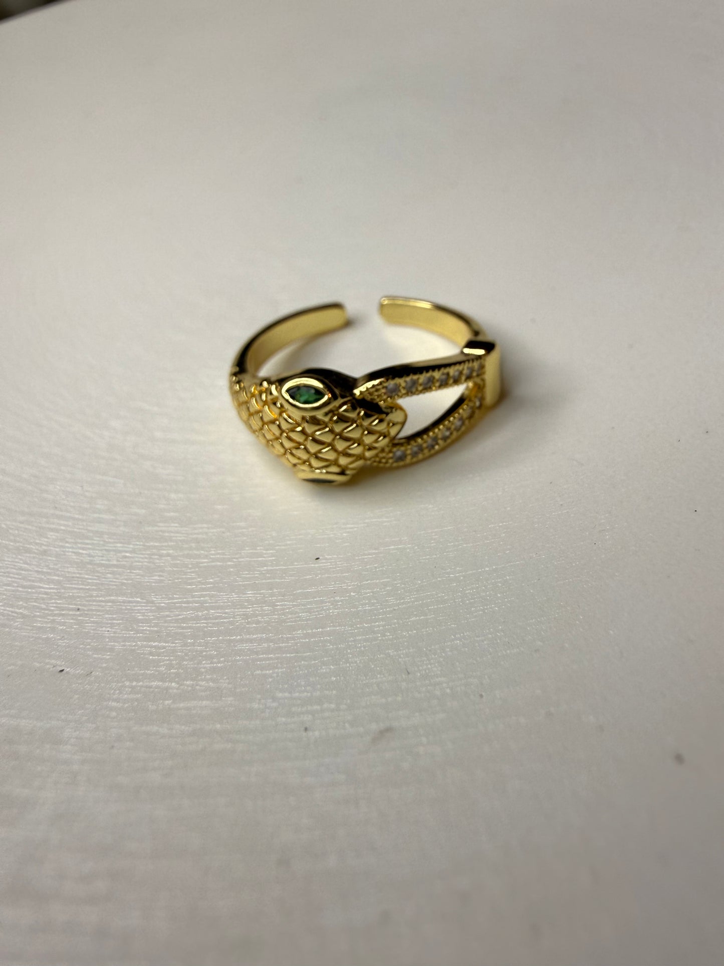 Anillo Serpiente Esmeralda (Baño de Oro 18K) Talla 14 - Ajustable