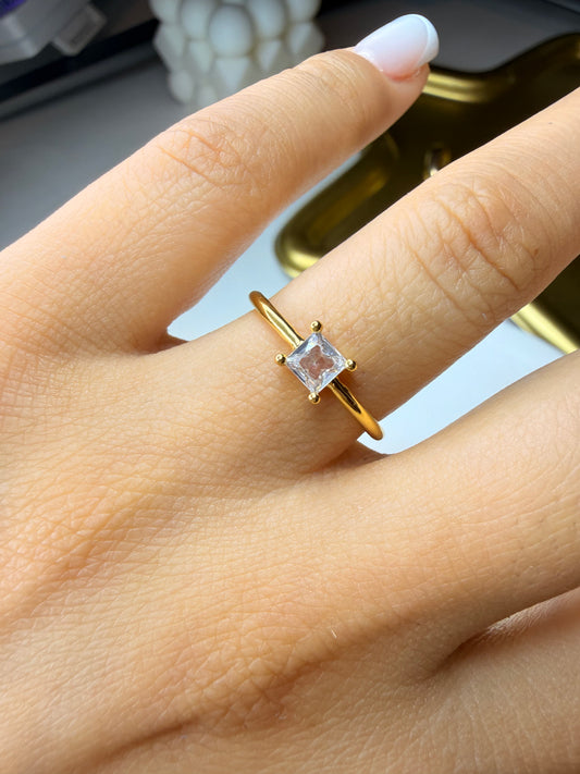 Anillo Aura (Baño de Oro 18K) Talla 13 - Ajustable