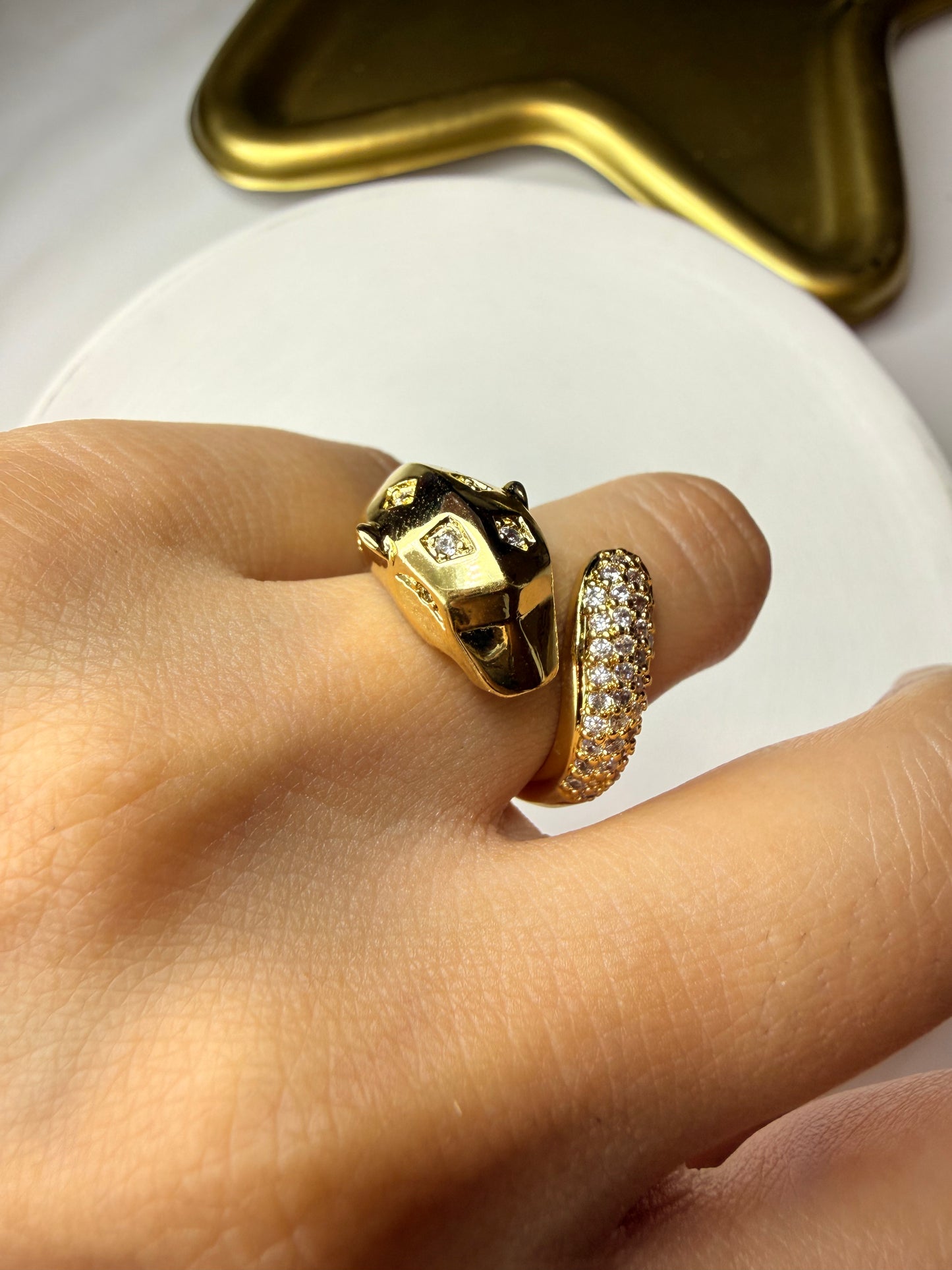 Anillo Cabeza de Pantera (Baño de Oro 18K) Talla 14 - Ajustable