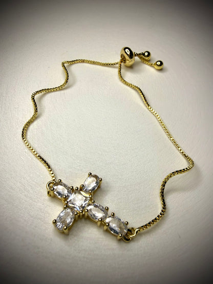 Pulsera Cruz Fina Baño de Oro 18K (Ajustable)