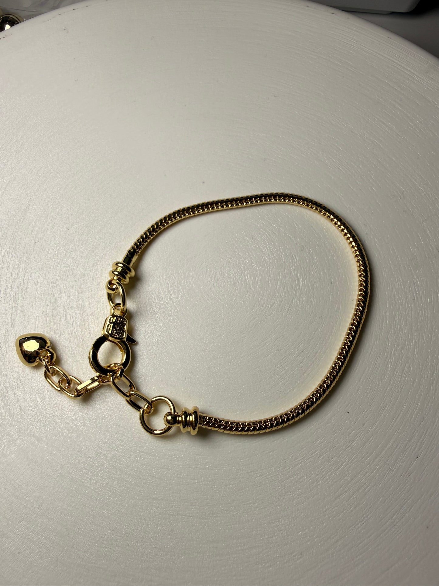 Pulsera Estilo Pandora Baño de Oro 18K