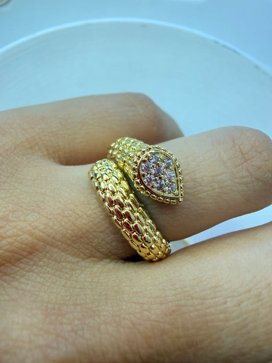 Anillo Romina Snake Pink (Baño de Oro 18K) Talla ajustable