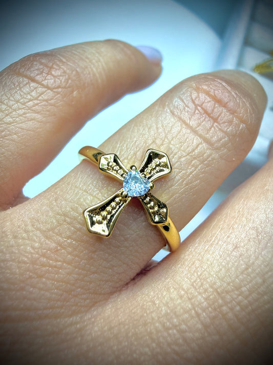 Anillo Fernanda Cross Shine (Baño de Oro 18K) Talla ajustable
