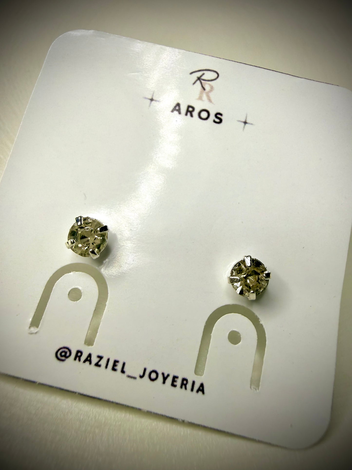 Aros Circón Clásico (Plata 925)