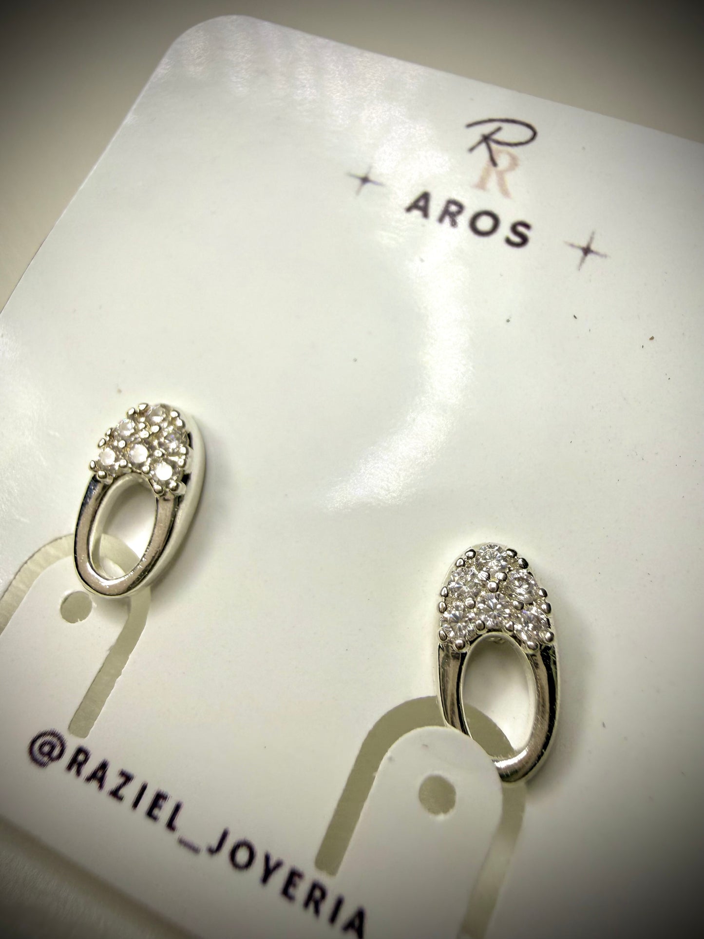 Aros Óvalo Pavé (Plata 925)