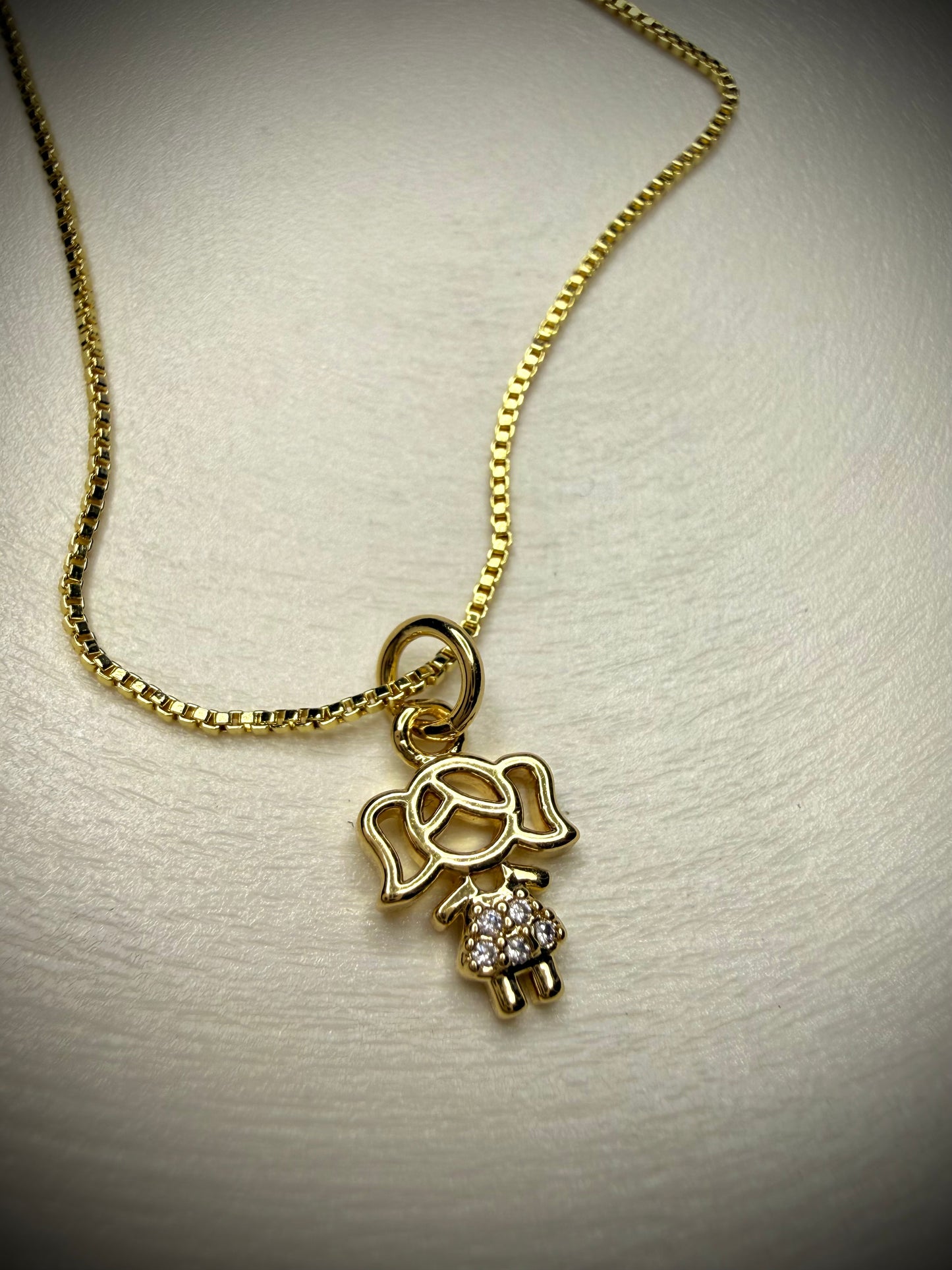 Collar Niña (Baño de Oro 18K)