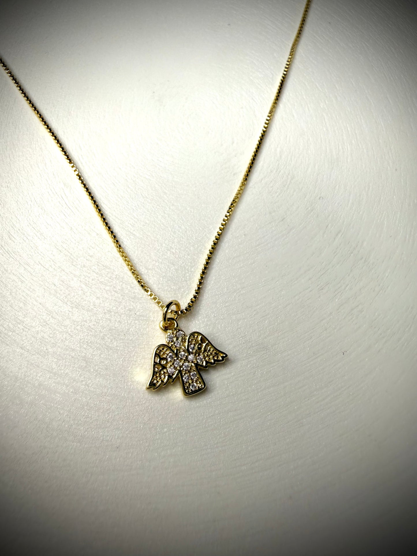 Collar Ángel Protector (Baño de Oro 18K)