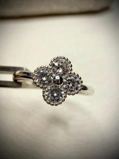 Anillo Ajustable Flor Destello (Plata 925)