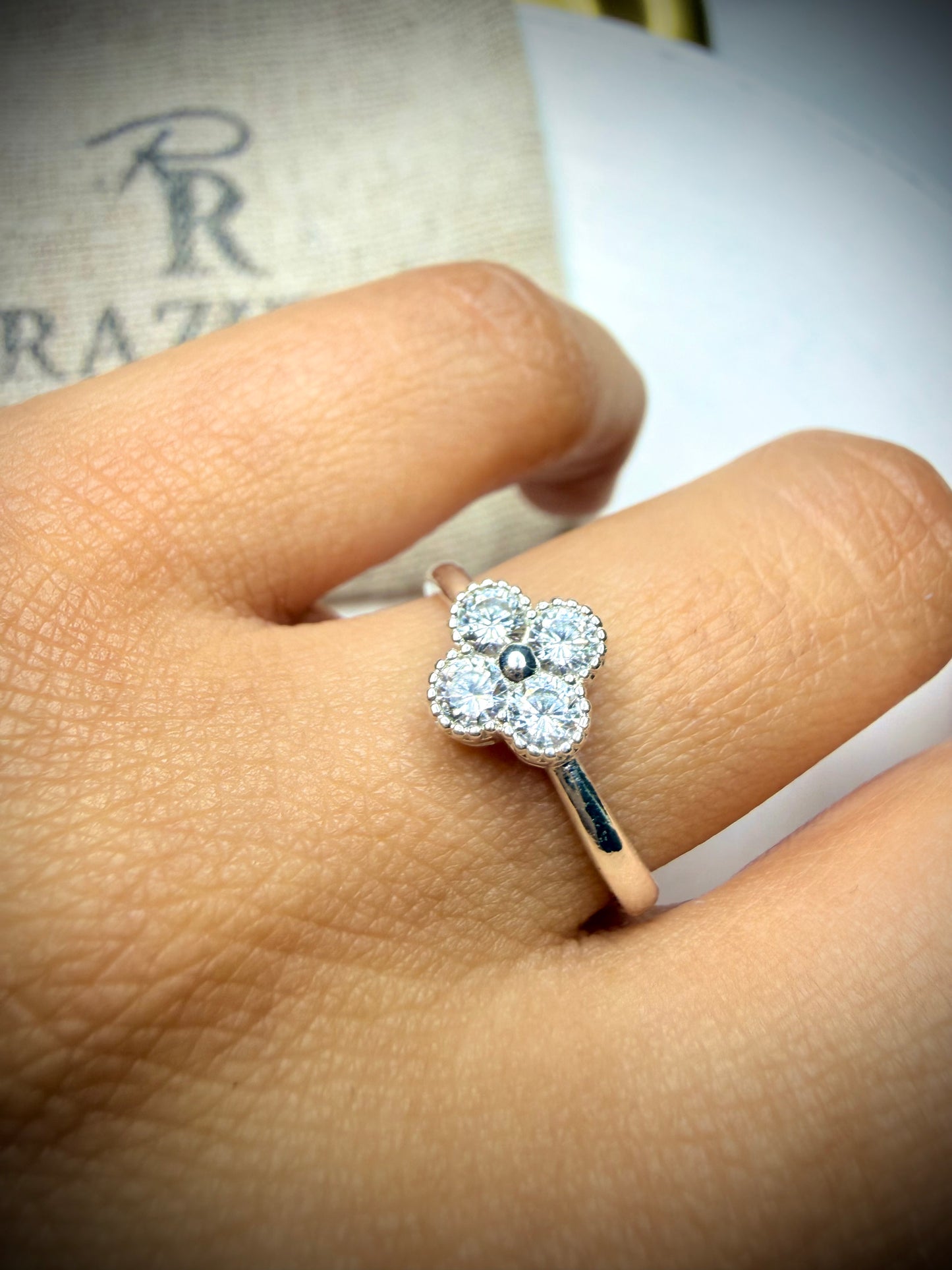 Anillo Ajustable Flor Destello (Plata 925)