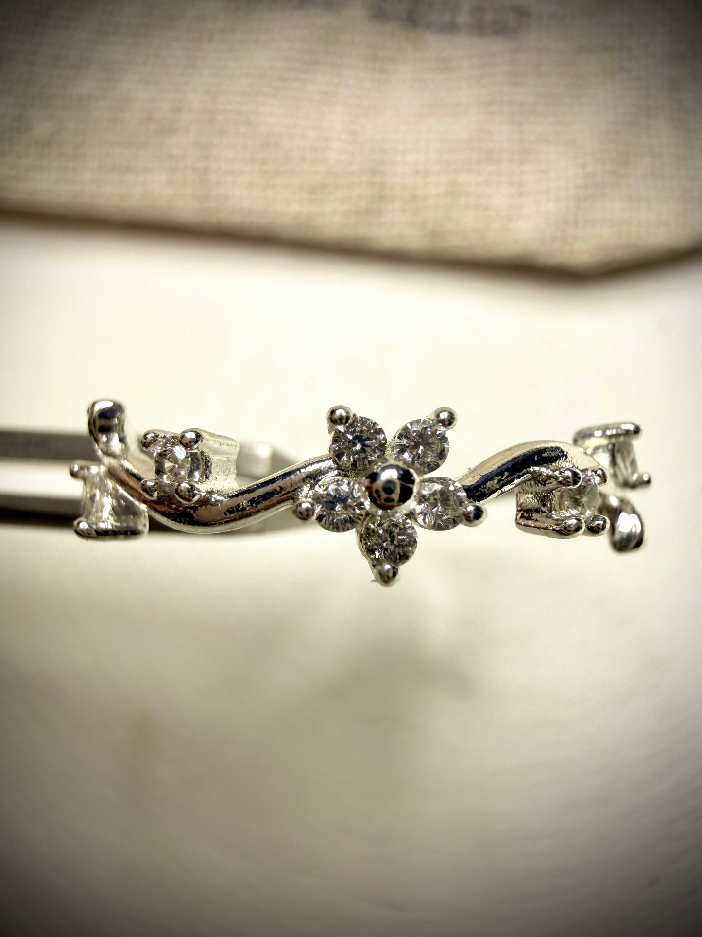Anillo Ajustable Flor Curva (Plata 925)