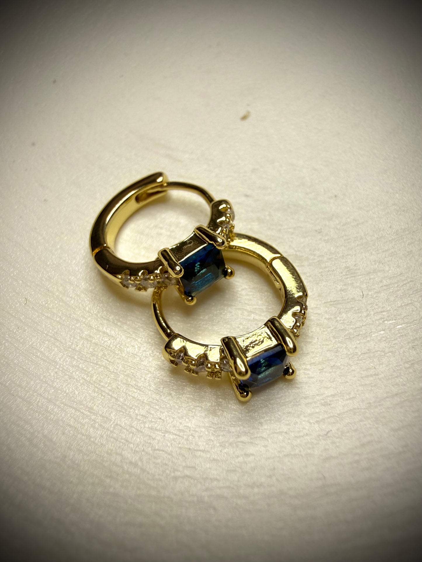 Argollas Blue Royal (Baño de Oro 18K)