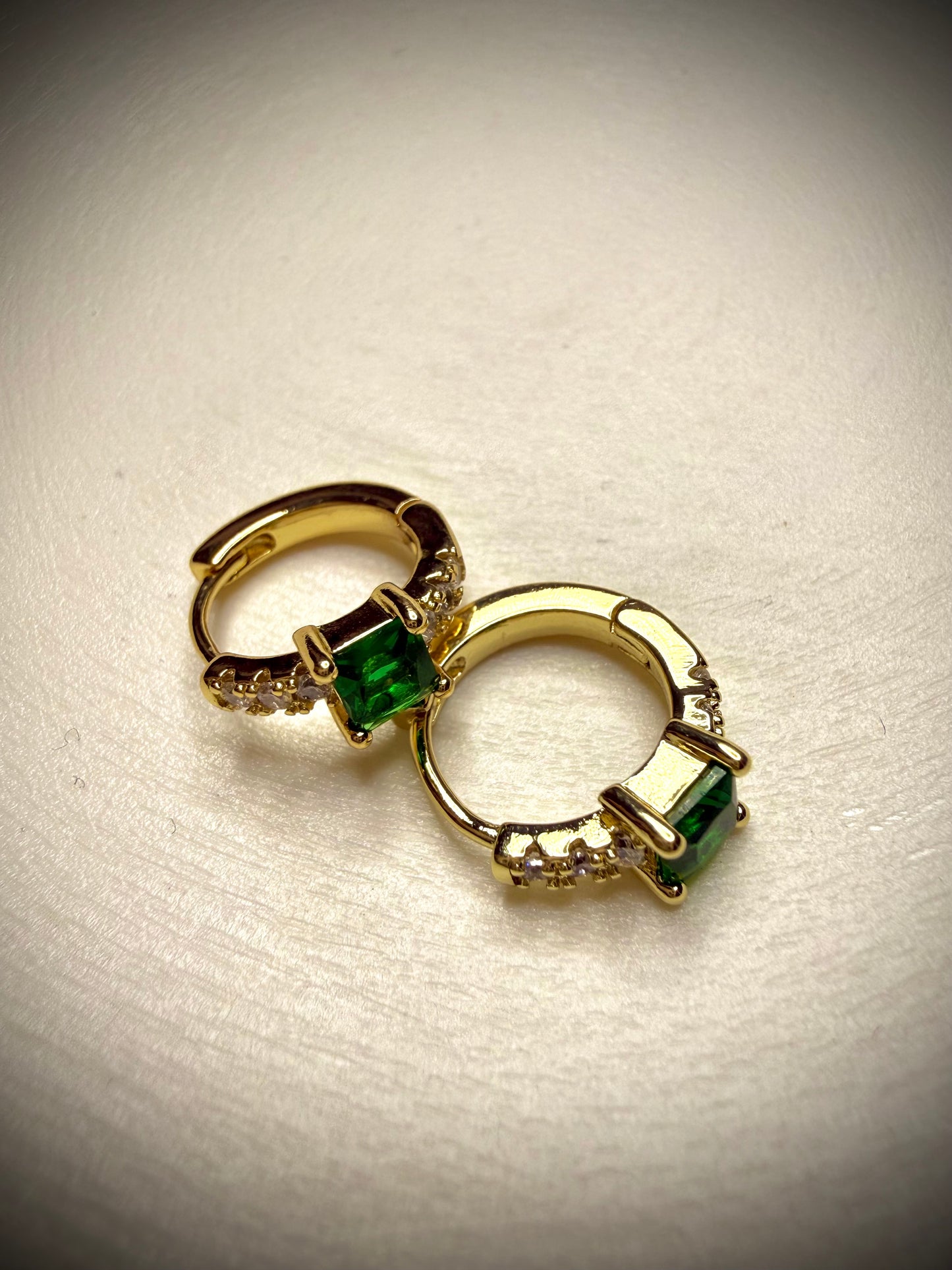 Argollas Green Royal (Baño de Oro 18K)